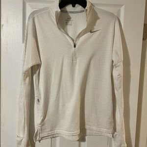 Nike pull over- dry fit